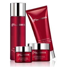 京润珍珠天然盈润保湿礼盒保湿套装4件套批发零售代理