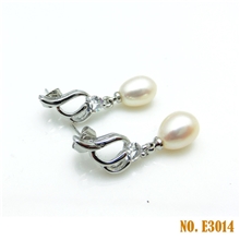 低价时尚饰品韩版天然珍珠耳钉批发外贸新品爆卖珍珠耳钉混批