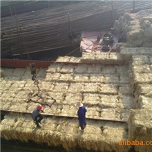 厂家供应打包稻草、秸秆、花生秧、养牛、羊、兔（海运，车运）