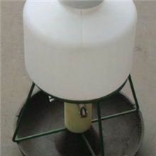 广西玉林厂家供应养殖器械仔猪料槽奶妈机猪饮水猪用料槽