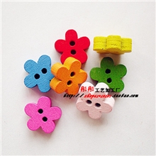 批发供应五朵梅花木纽扣儿童彩色纽扣