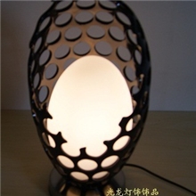 创意树脂台灯批发婚庆礼品卧室床头台灯装饰镂空鸟巢恐龙蛋台灯