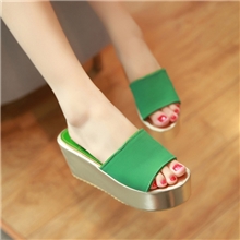2013必备新款小清晰韩版时尚舒适松糕鞋糖果色外贸批发坡跟凉拖