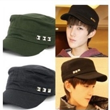 2013三颗铆钉军帽经典男士军帽韩国平顶帽子可调节帽帽子批发