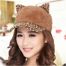 厂家批发韩国新款秋冬季时尚猫耳朵兔毛鸭舌帽豹纹兔毛棒球帽