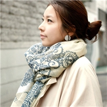 2013围巾批发青花瓷薄款棉麻秋冬女长款围巾披肩韩版丝巾