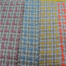 厂家直销粗纺花呢，新款大肚纱面料，亮丽小香风套装呢料