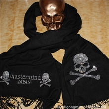 2013秋冬最新潮款外贸精品MMJmastermind捷克钻骷髅头围巾披肩