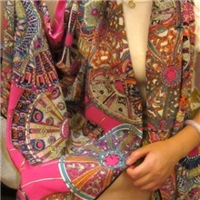 天穹绸缎丝巾新款女士围巾丝巾披肩混批秋冬百搭气质围巾