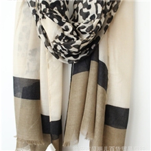 Z*R外贸出口原单豹纹条纹欧美经典毛边高档棉麻巴厘纱围巾批发