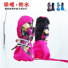 现货原单外贸防滑超防水NO8顶级保暖手套儿童专业滑雪手套