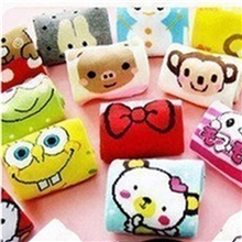 地摊皇后卡通爆款对对袜子批发厂家学生袜韩版卡通袜wazi女袜