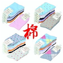 全棉袜13秋冬女袜子批发淘宝爆款中筒女袜菱形格圆点款外贸单