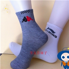袜子厂家批发地摊袜秋冬男士涤棉袜批发爆款袜中筒袜