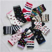 全棉儿童袜子地板袜防滑点胶日单尾货宝宝袜