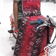 电动车挡风被加厚普通款厂家直销防雨绸护腹定型加厚挡风