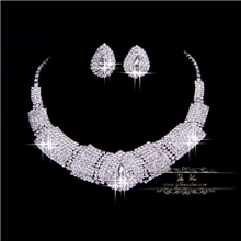 结婚新娘饰品婚纱配饰两件套项链水钻礼服套链时尚饰品颈链款