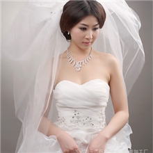 新娘婚纱礼服配件配饰影楼结婚用品包边头纱新娘头纱