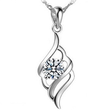 梅陇首饰厂家白铜镀白金项饰批发韩版女款简约天使之翼吊坠