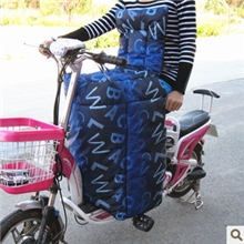 电动车踏板车加厚保暖护膝/挡风被厂家/纯丝绵防风防雨批发