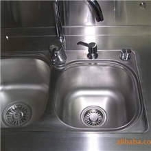 整体不锈钢橱柜，厨房设备，经久耐用，美观大方