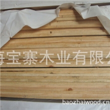 厂家生产33刨光辐射松进口板材辐射松木材
