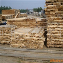 厂家供应优质俄罗1.5米、1米、2&times;3木龙骨、木方、条子量大从优