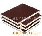 经销各种规格优质杨木建筑模板