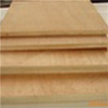 玉林木业厂家直销专业生产优质松木木板材建筑模板