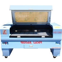 供应皮革布料激光雕刻机雕花镂空布料切割机DC&mdash;1390