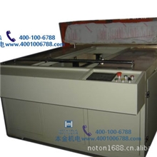 深圳偏光片切片机，自动偏光片切片机，偏光片切片机价格