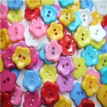 供应彩色卡通儿童纽扣小梅花形纽扣（混色装）