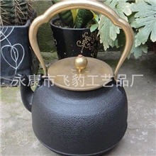 厂家直供独家生产纯铁工艺无涂层生铁壶WT1.4L老铁壶