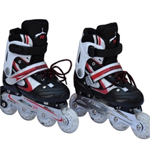 江西吉安批发成人儿童旱冰鞋/轮滑鞋/直排溜冰鞋/溜冰鞋
