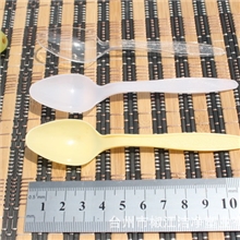 一次性塑料小汤勺餐饮用一次性小黄勺小羹/一次性塑料刀叉勺批发