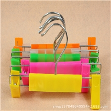 儿童塑料裤架裤夹儿童服装店童装衣架彩色裤夹批发半透明裤架