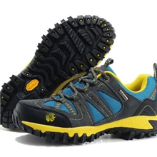 厂家批发2013秋冬新款女真皮狼登山鞋户外徒步鞋8811wolf