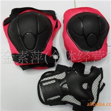 溜冰鞋护具小地雷护具轮滑滑板。自行车护具轮滑护具批发