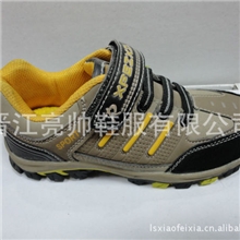 超轻耐磨童鞋新款防滑热销