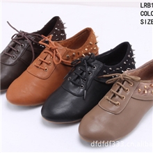 2013秋最IN新款韩版STYLE柳钉单鞋平底英伦复古铆钉布洛克鞋惠东