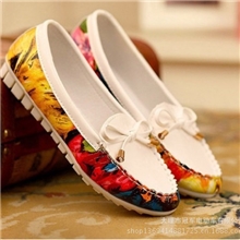 厂家直销新款韩版批发2013单鞋豆豆鞋平底单鞋时尚女鞋爆款