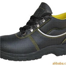 专业生产黑色牛皮PU出口中东西欧南非等各国安全防护鞋