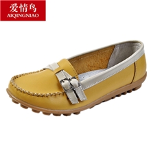 爱情鸟双排扣妈妈鞋女单鞋手工缝制豆豆鞋批发真皮女鞋厂家批发