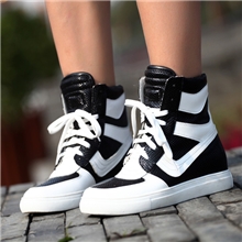 2013韩版潮鞋王菲同款蛇纹街舞真皮拼色休闲鞋高帮单鞋geba女鞋子