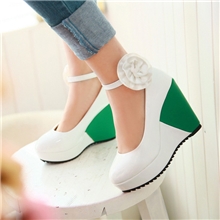 多种穿法甜美花朵坡跟单鞋超高跟一字式扣带漆皮女鞋