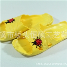 2013居家夏季韩国塑料女士可爱甲壳虫浴室软底凉拖鞋厂家直销