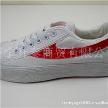 供应大量双星软底运动鞋舒适耐用俗称回力鞋