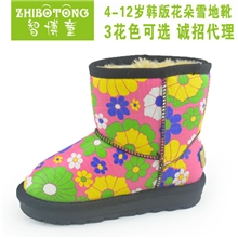 13冬季新款儿童雪地靴韩版女童花朵中筒保暖雪地棉童鞋厂家直销