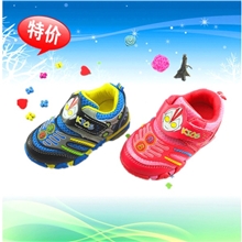 13秋季新款小童鞋批发男女童运动鞋闪灯软底防臭旅游鞋代发