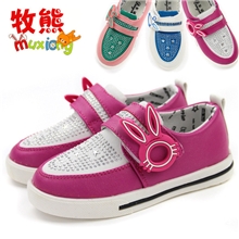 韩版时尚休闲秋季单帆布豆豆童鞋厂家直销新款儿童鞋批发男女童
